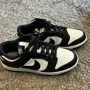 Nike Panda Dunks